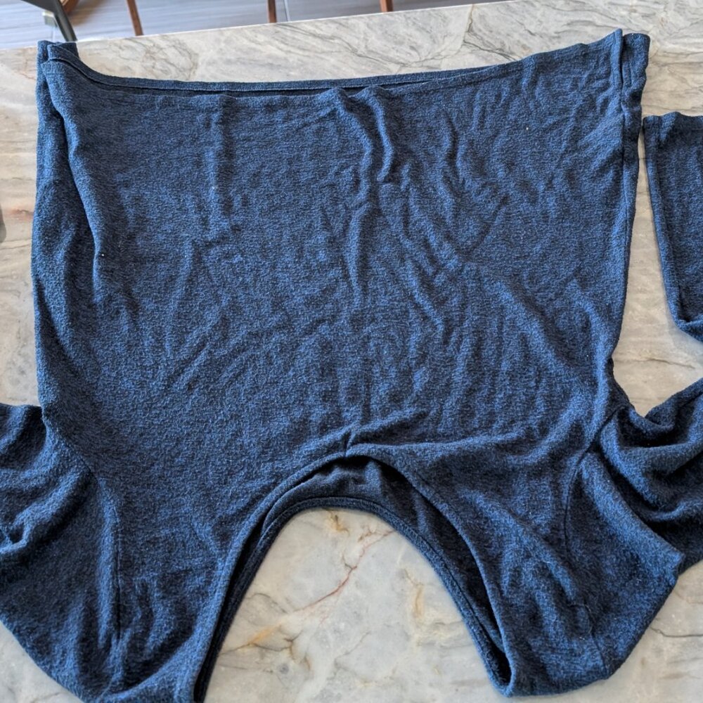 Akemi & Kin Long Sleeve - Picture 3 of 3